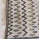 Handmade moroccan berber rug 187 x 117 cm
