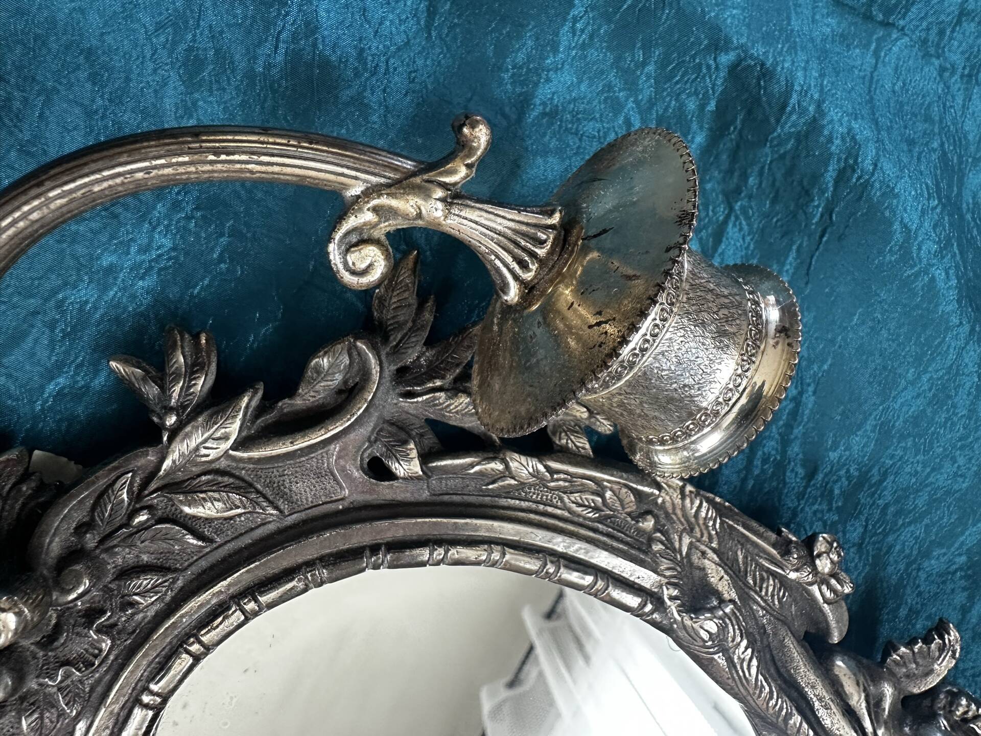 Rare pair of mirror sconces with putti. Napoleon III / Art Nouveau ~