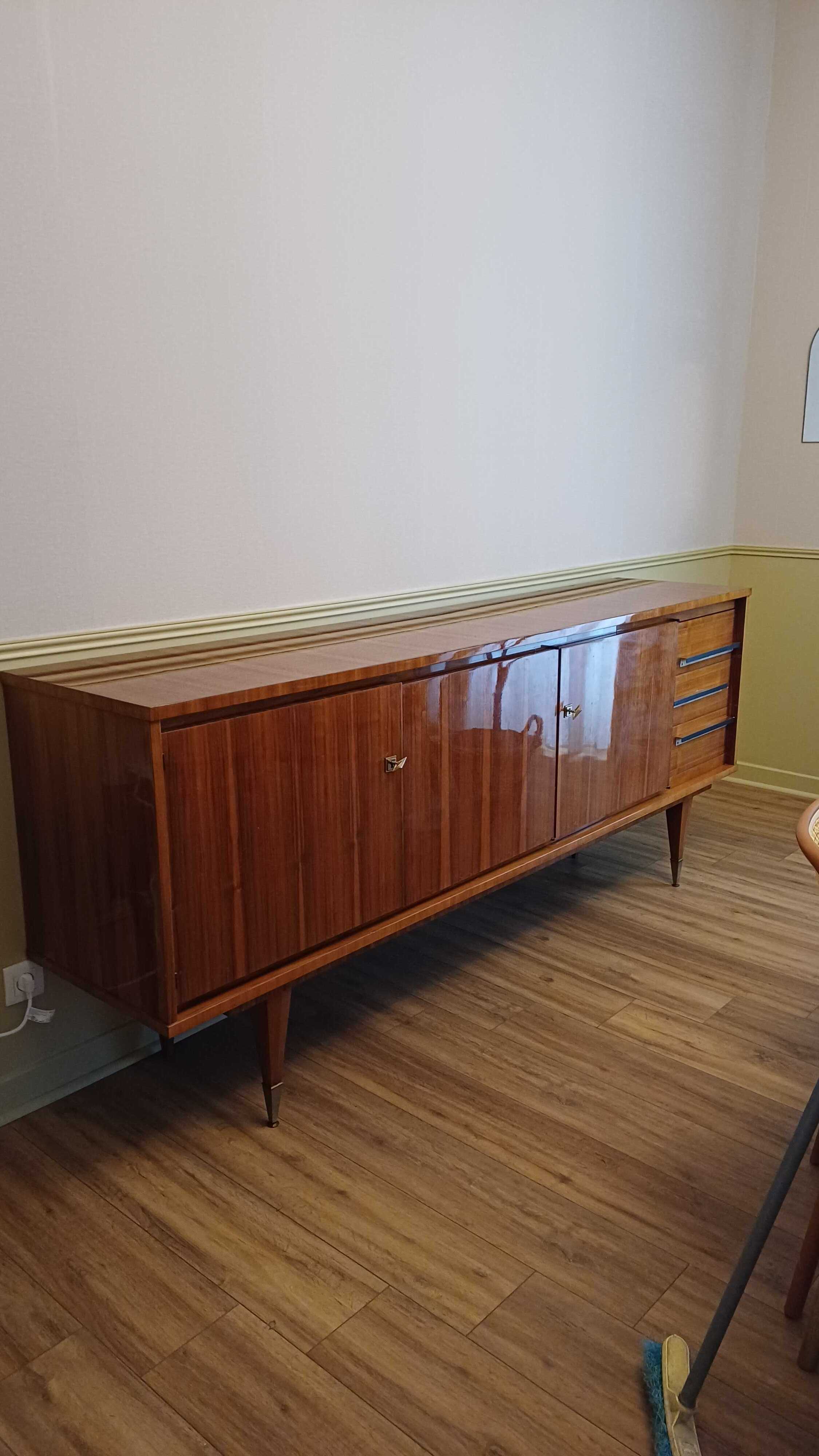 Enfilade en bois