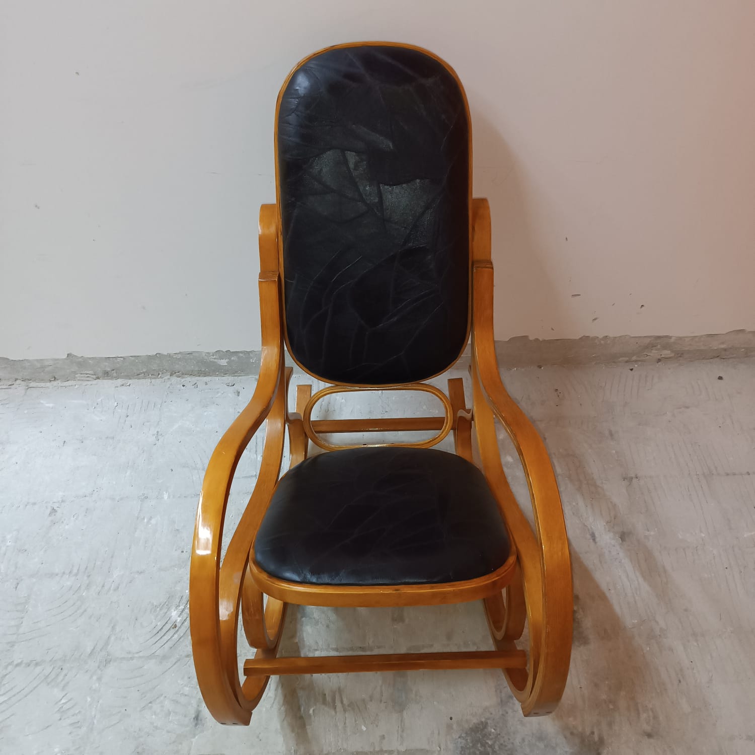 Rocking-chair in beech XXth century