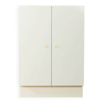 Expressive chest of drawers by interlübke