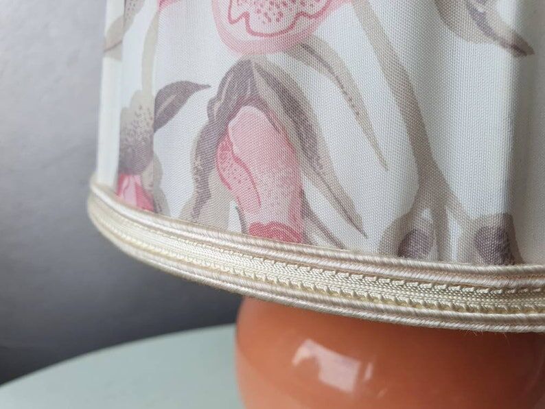 Ceramic lamp with pleated fabric lampshade, 80s