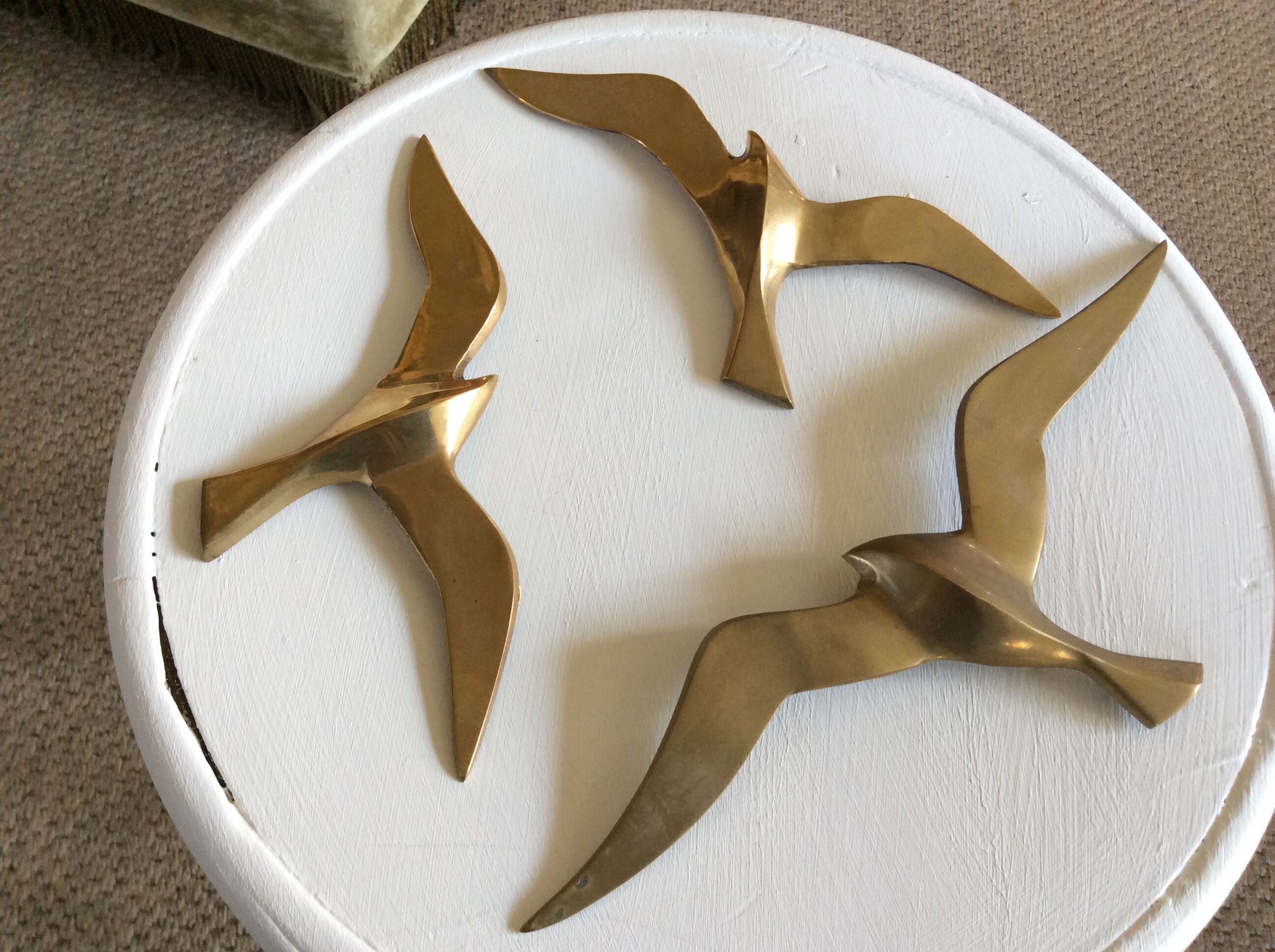 3 brass seagulls