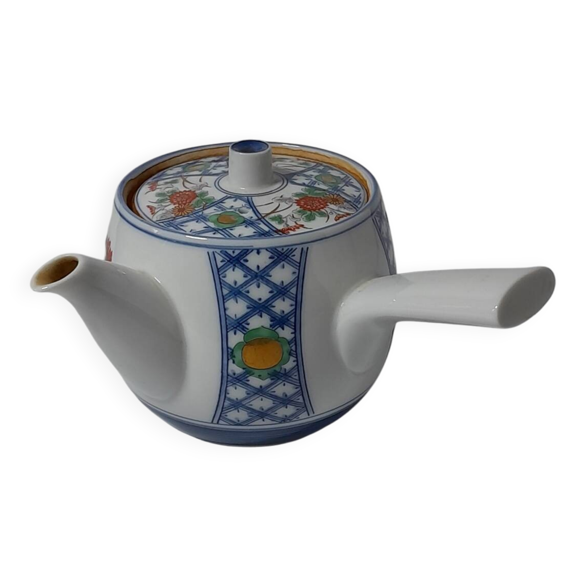 Japanese Kyūsu teapot in Arita porcelain, Imari floral decoration.