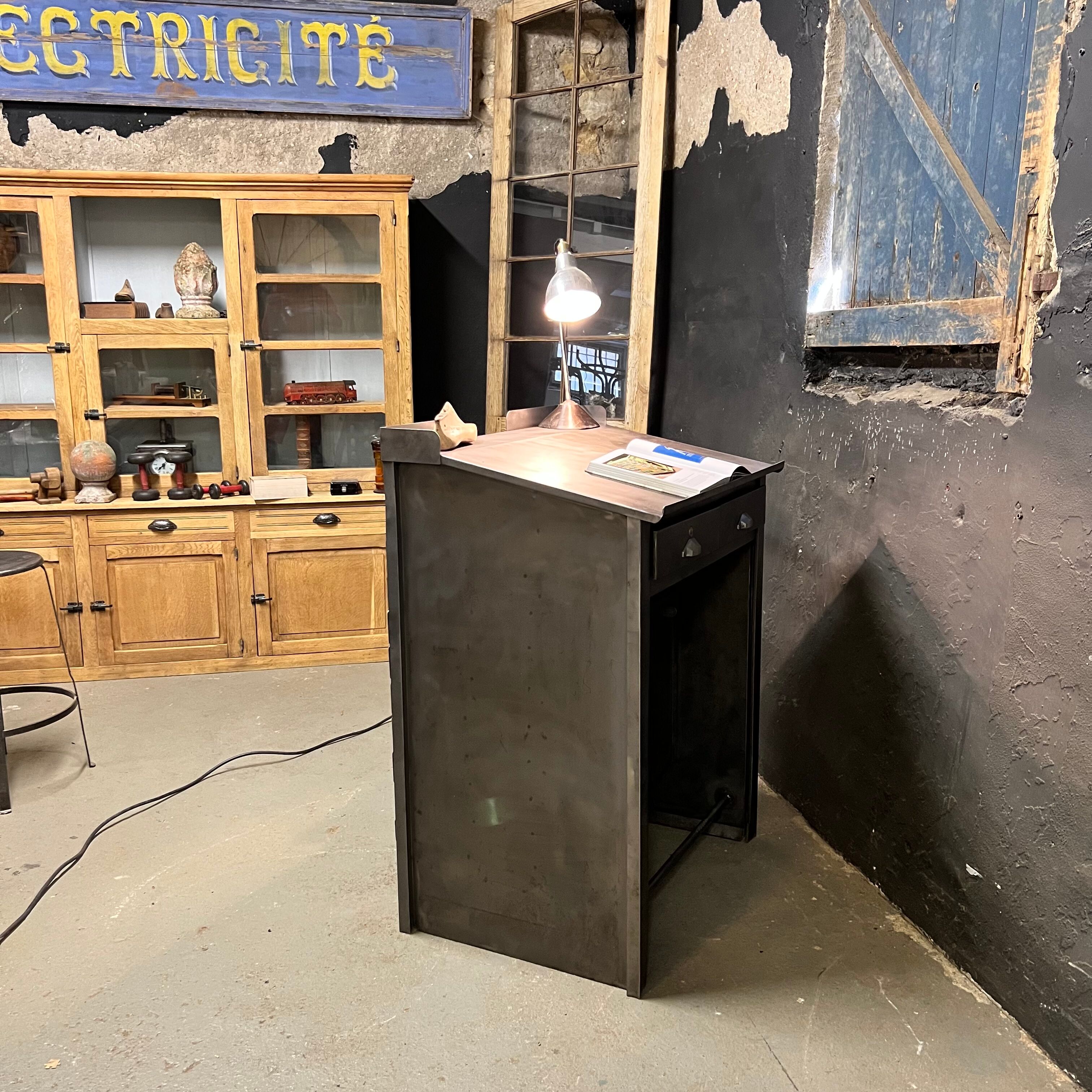 Valentine 1940 industrial paint counter