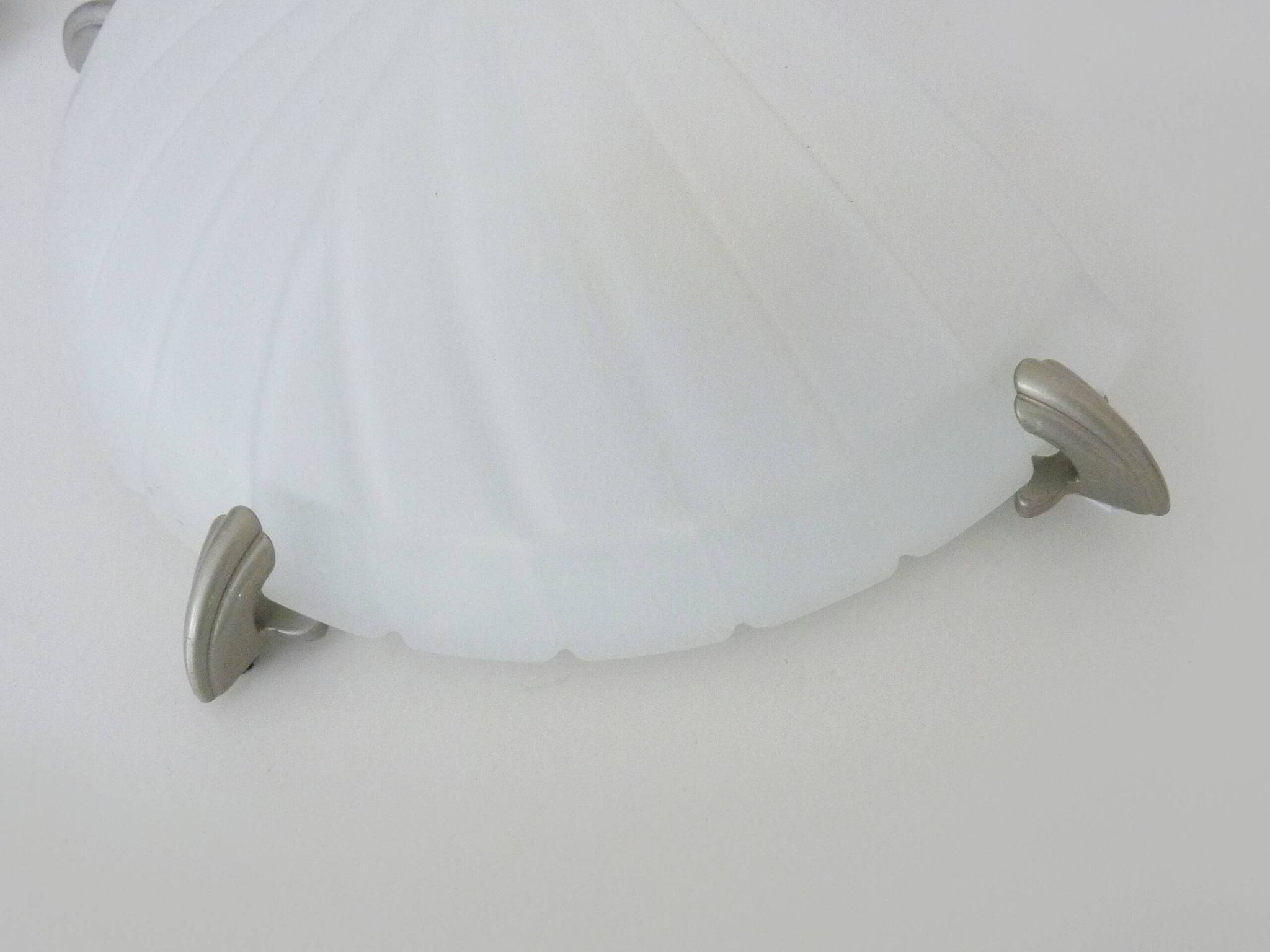 Pair of half-moon wall lights from the 1980s in Italy