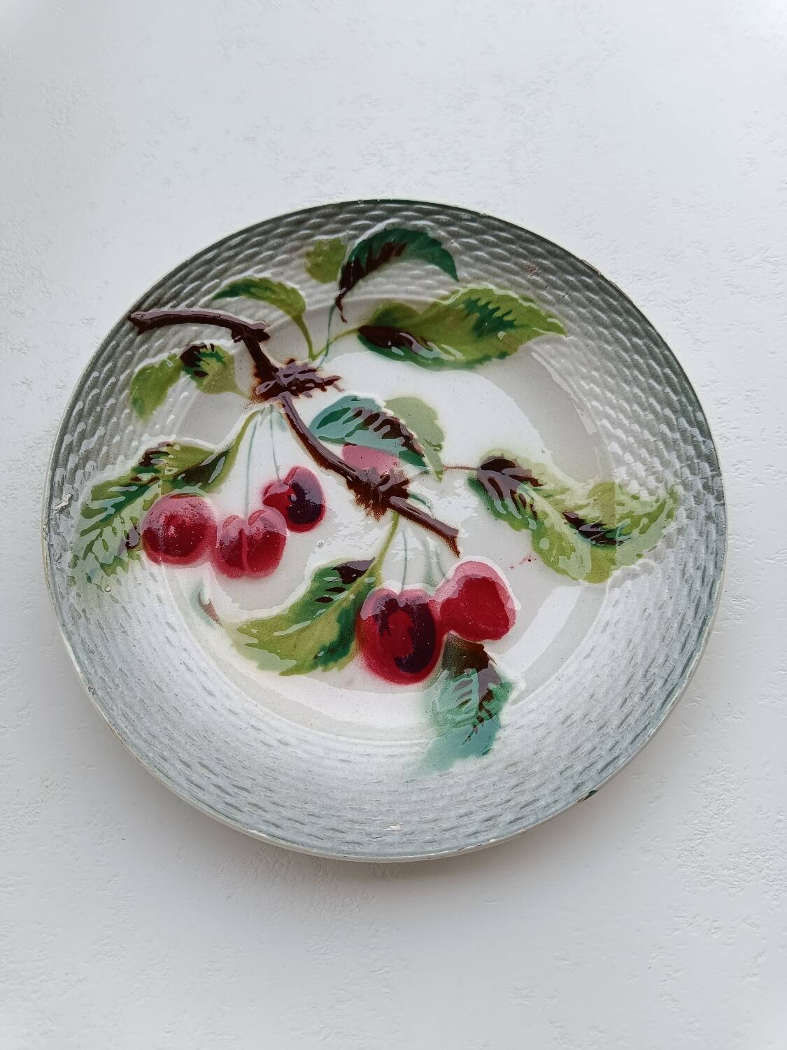 Barbotine dessert plates