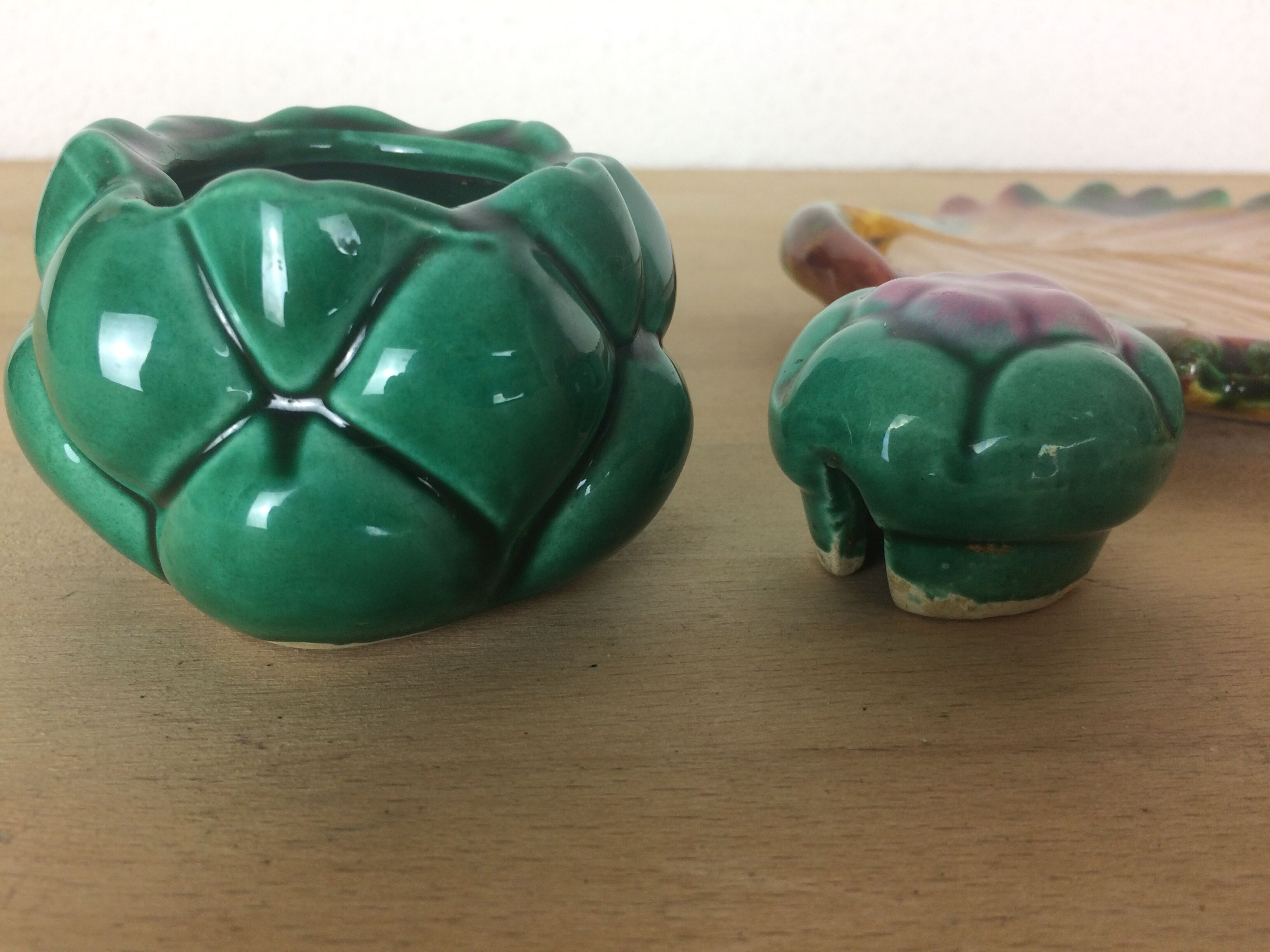 Vallauris mustard pepper shaker, dabbling, ceramics