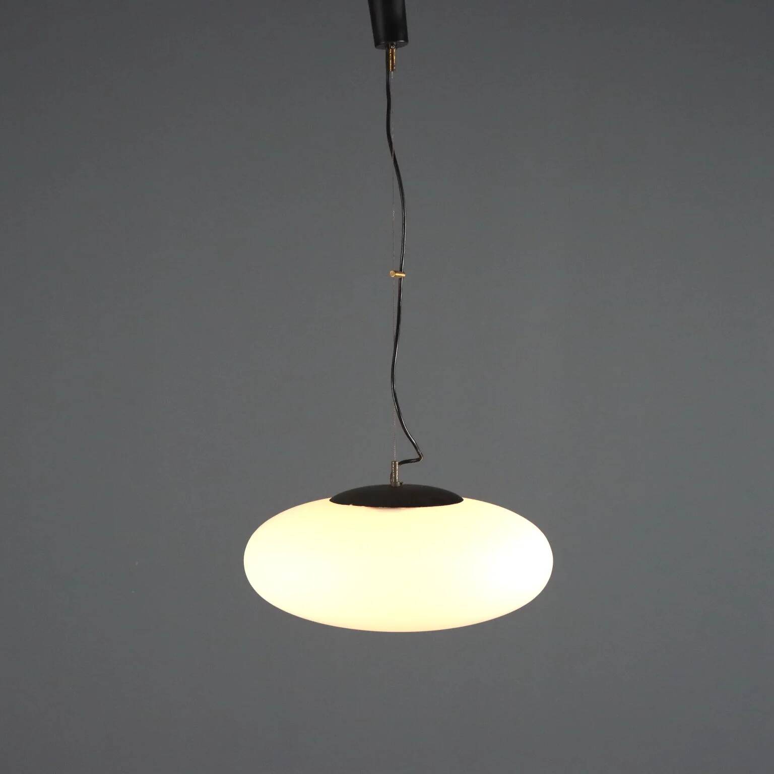 Lustre suspendu UFO des années 1960