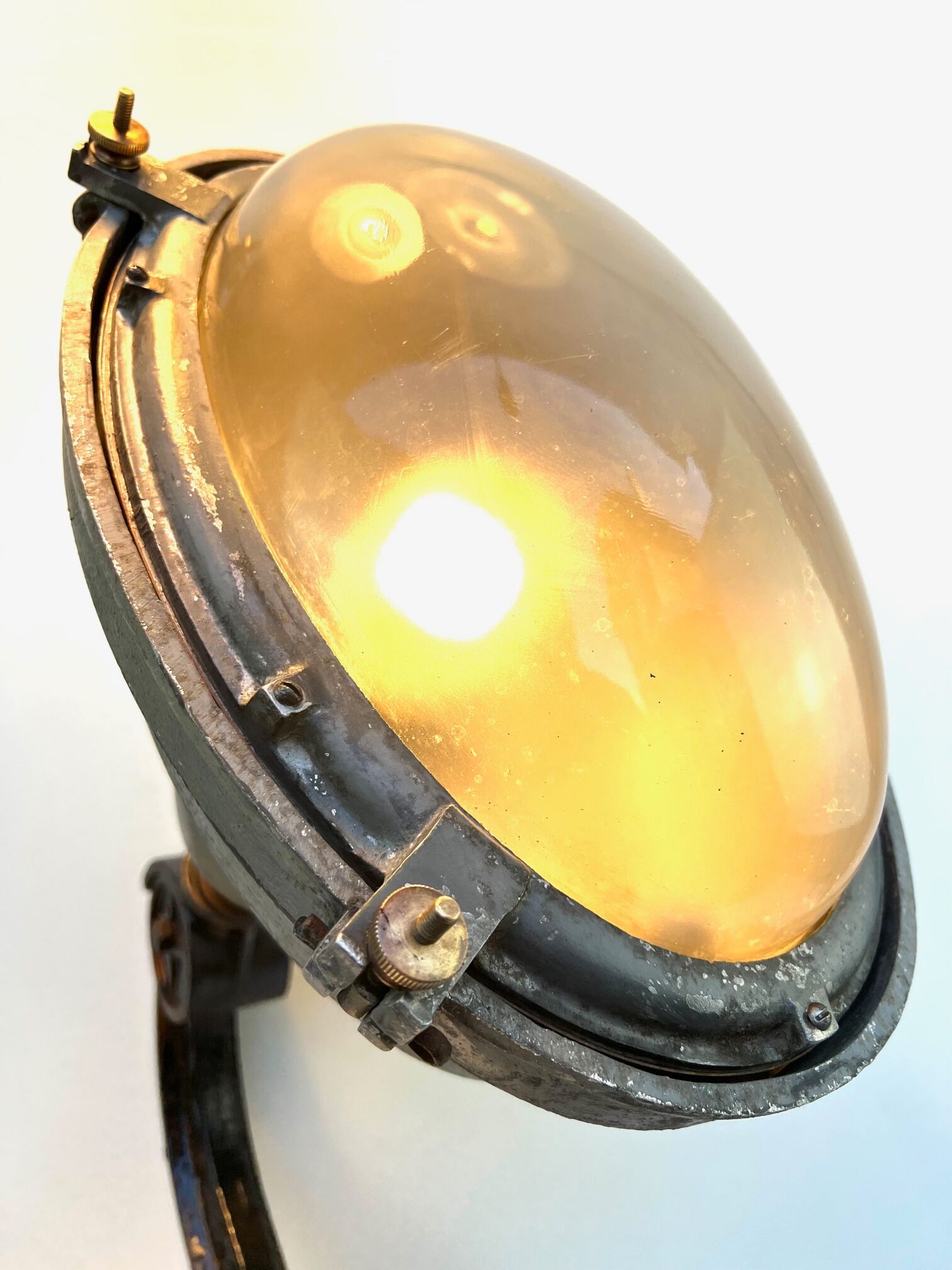 Floor lamp facade 1930