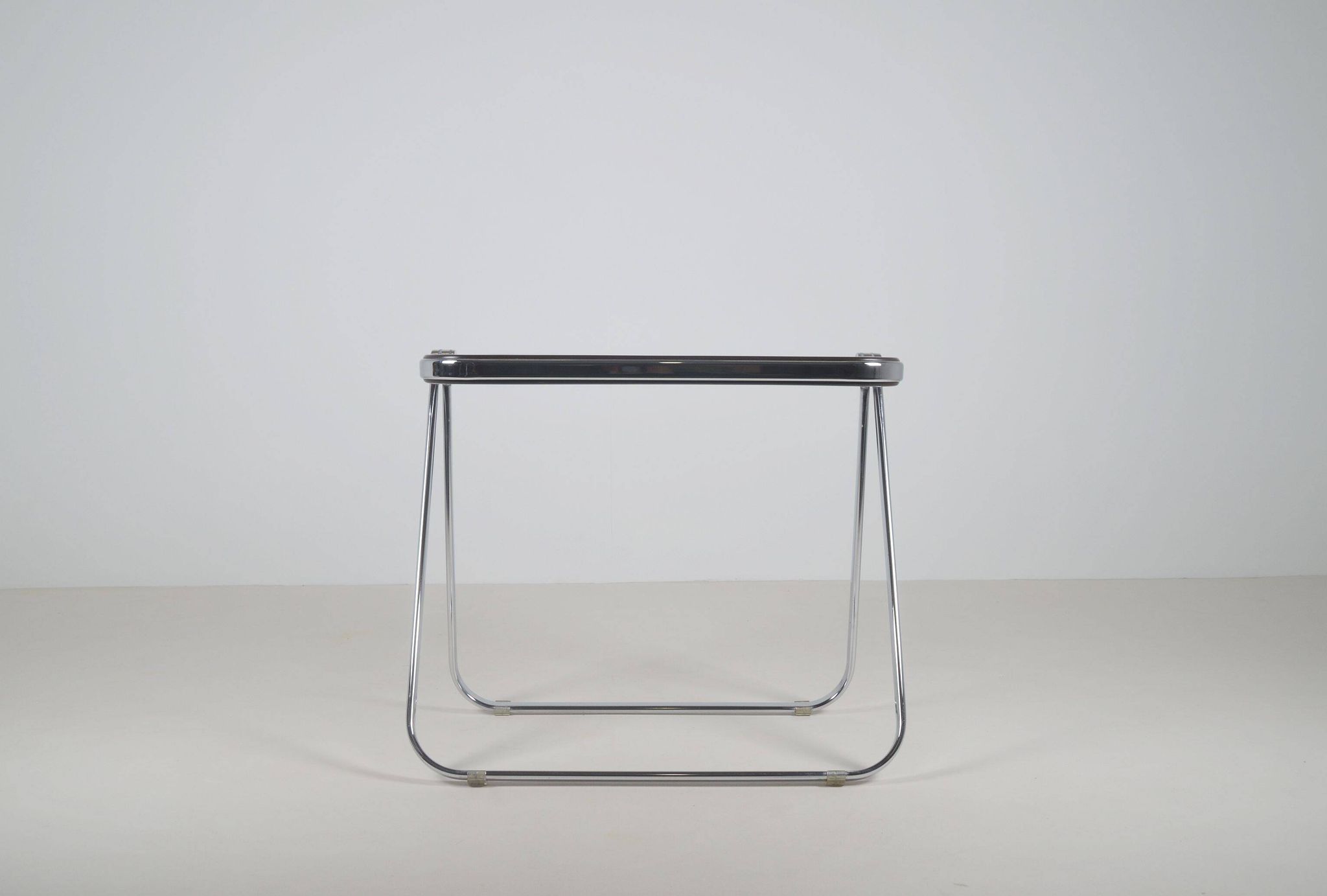 Bureau pliant 'Platone' de Giancarlo Piretti pour Castelli, années 1970.