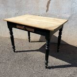 Small bistro table with black legs