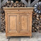 Buffet en bois massif rénové
