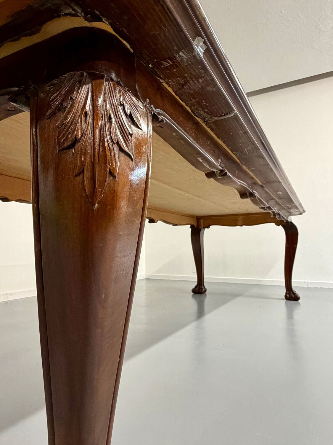 Large Chippendale dining table 300 cm claw foot an60