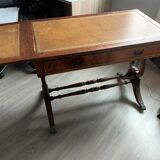 Bureau anglais en bois d'acajou