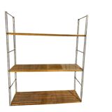 Modular shelf in the style of String