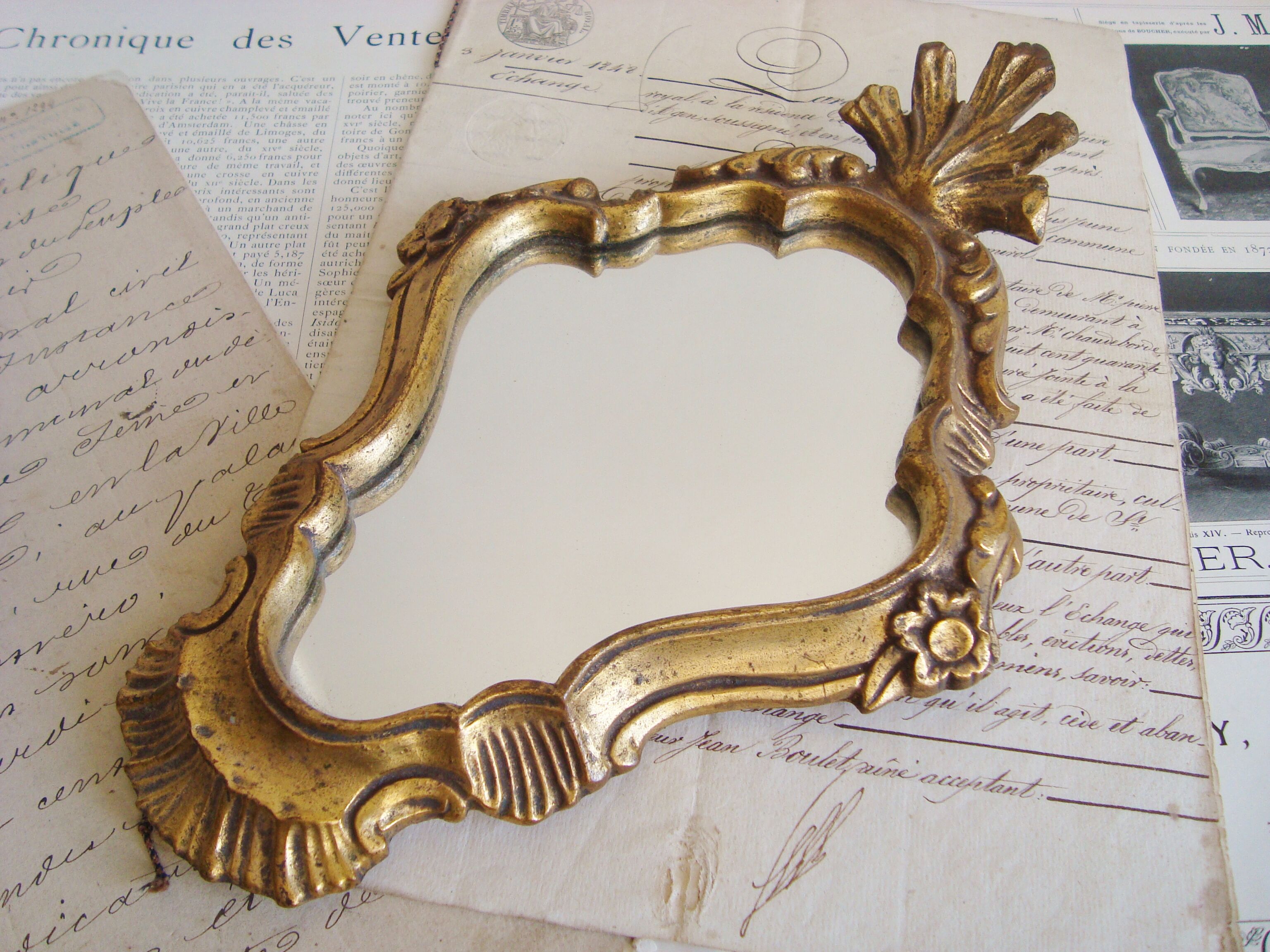 Vintage mirror resin effect golden wood