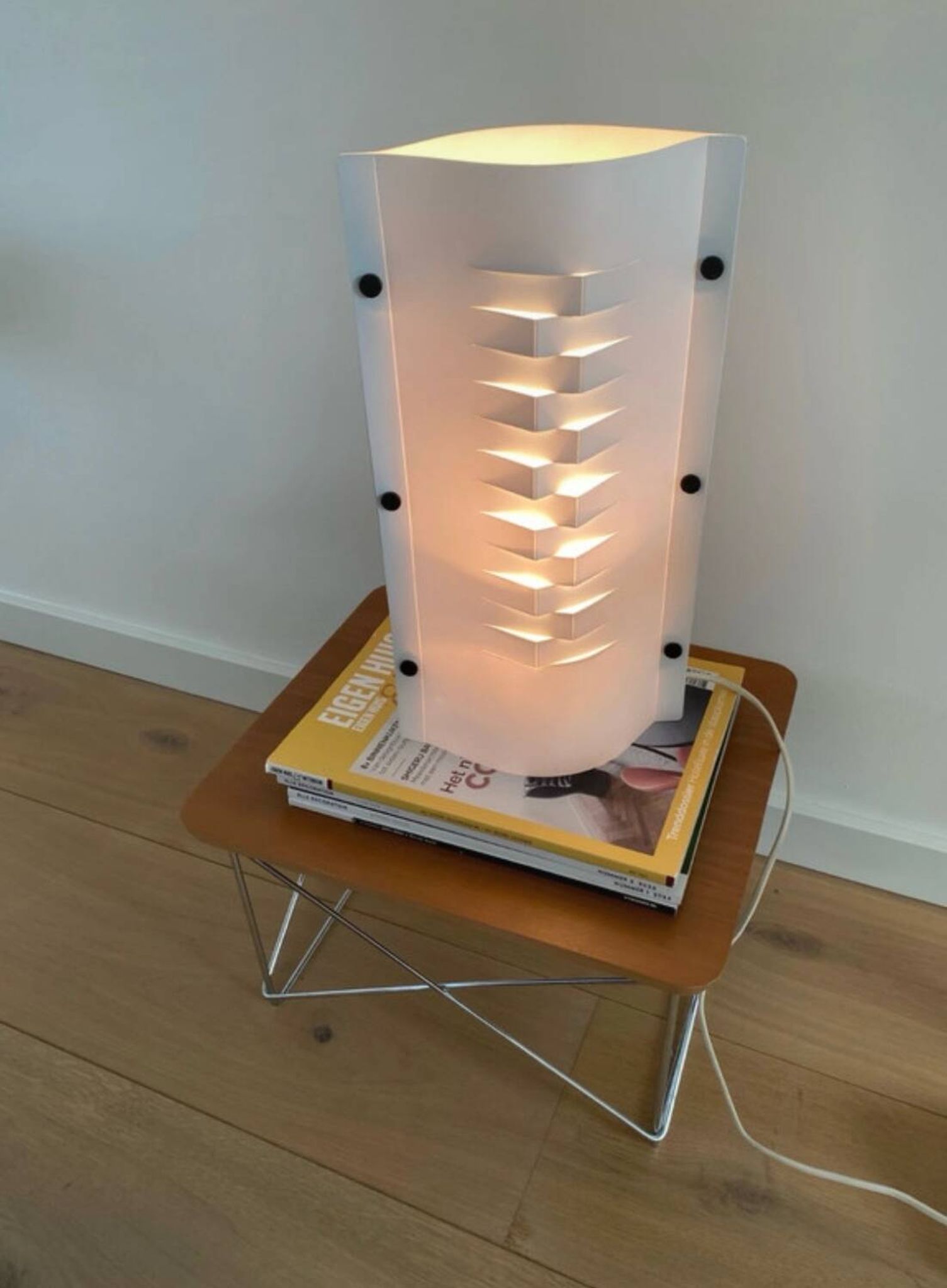 Italian design table lamp 1990 – Slamp S-Tubo – design by Samuel Park