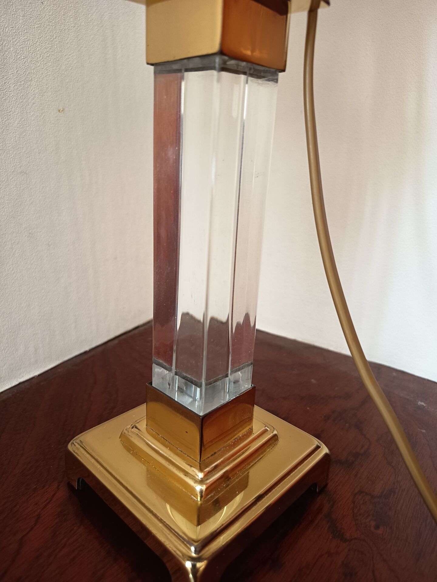 Hollywood Regency lamp