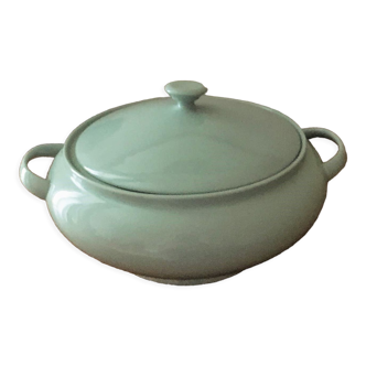 Soupière ou légumier en porcelaine vert céladon, estampillé Raynaud Limoges France