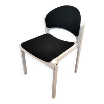 Chaise empilable vintage Aeon Mondial, design rétro néerlandais