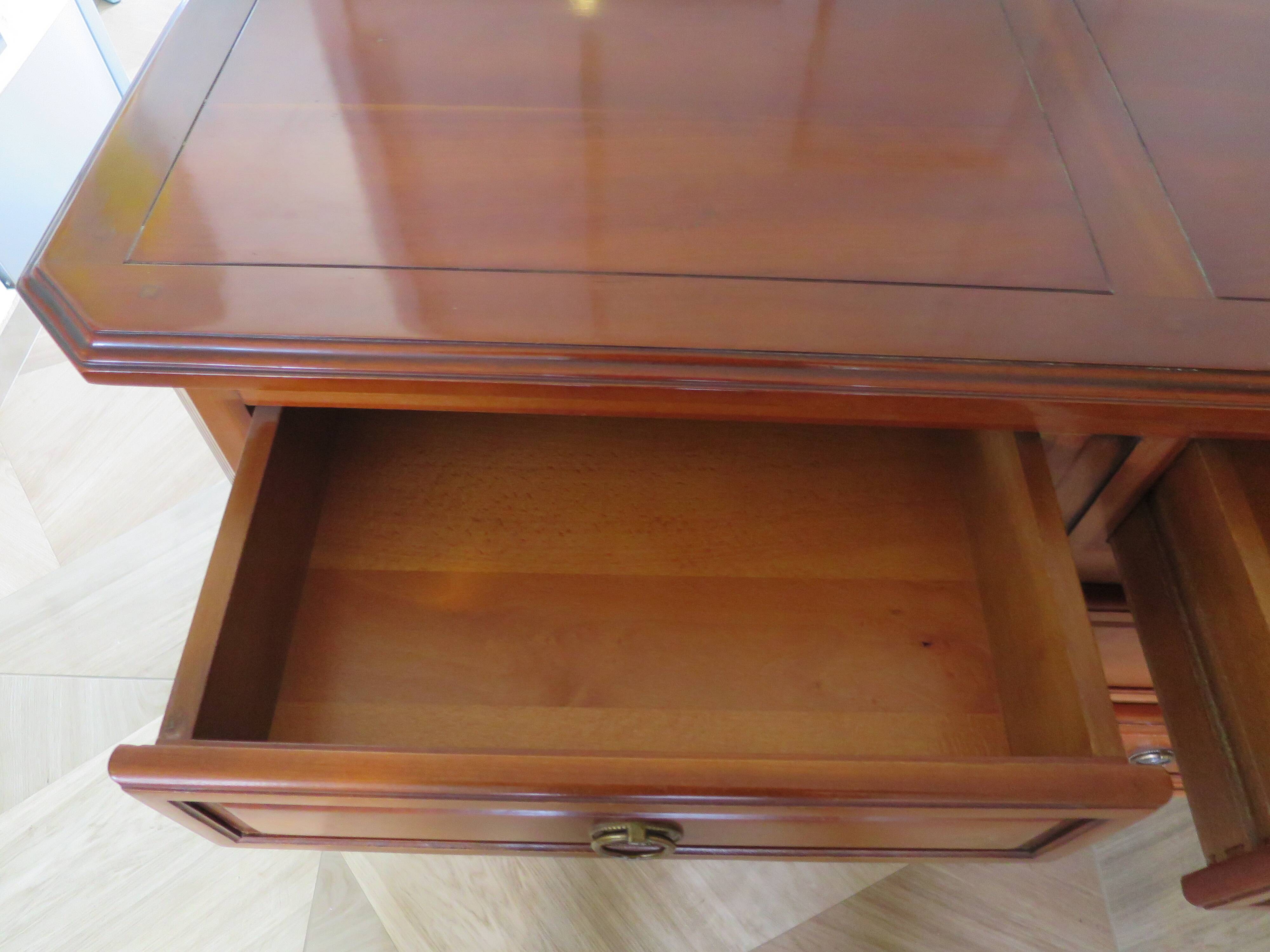 Vintage–Beautiful Louis Philippe chest of drawers – Directoire style – 4 drawers – Cherry wood