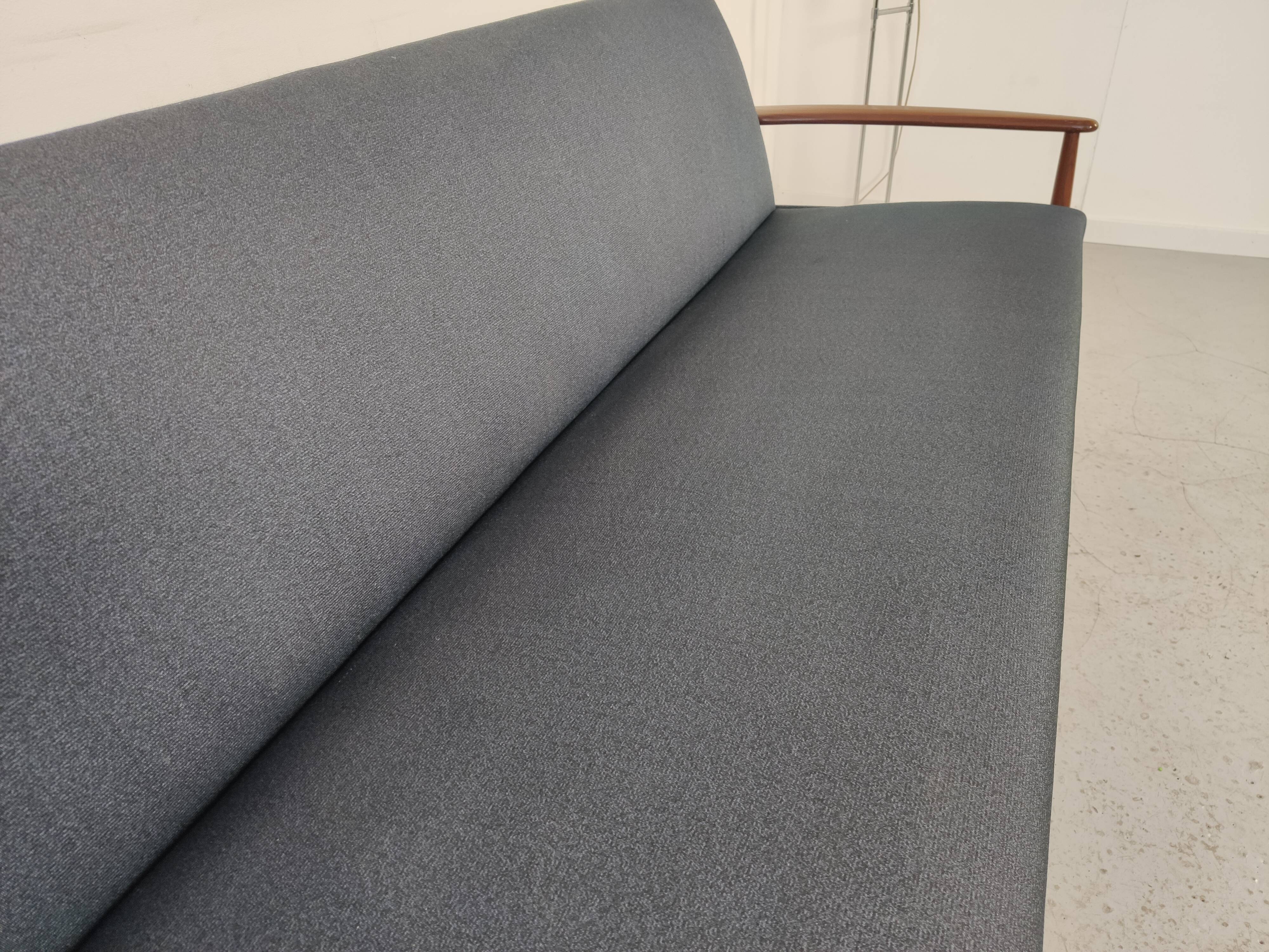 Vintage Scandinavian convertible sofa 50/60s