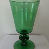 Puffed glass standing vase