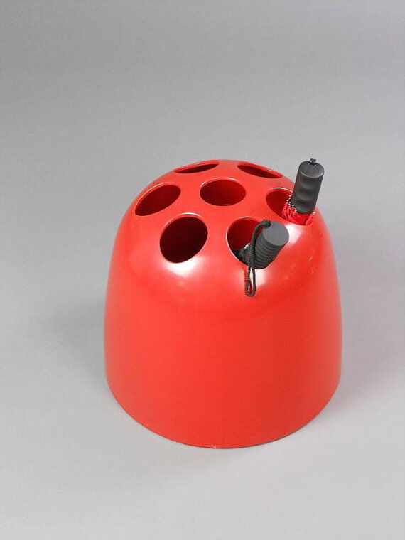 Porte-parapluie Artemide Dedalo, par Emma Gismondi.