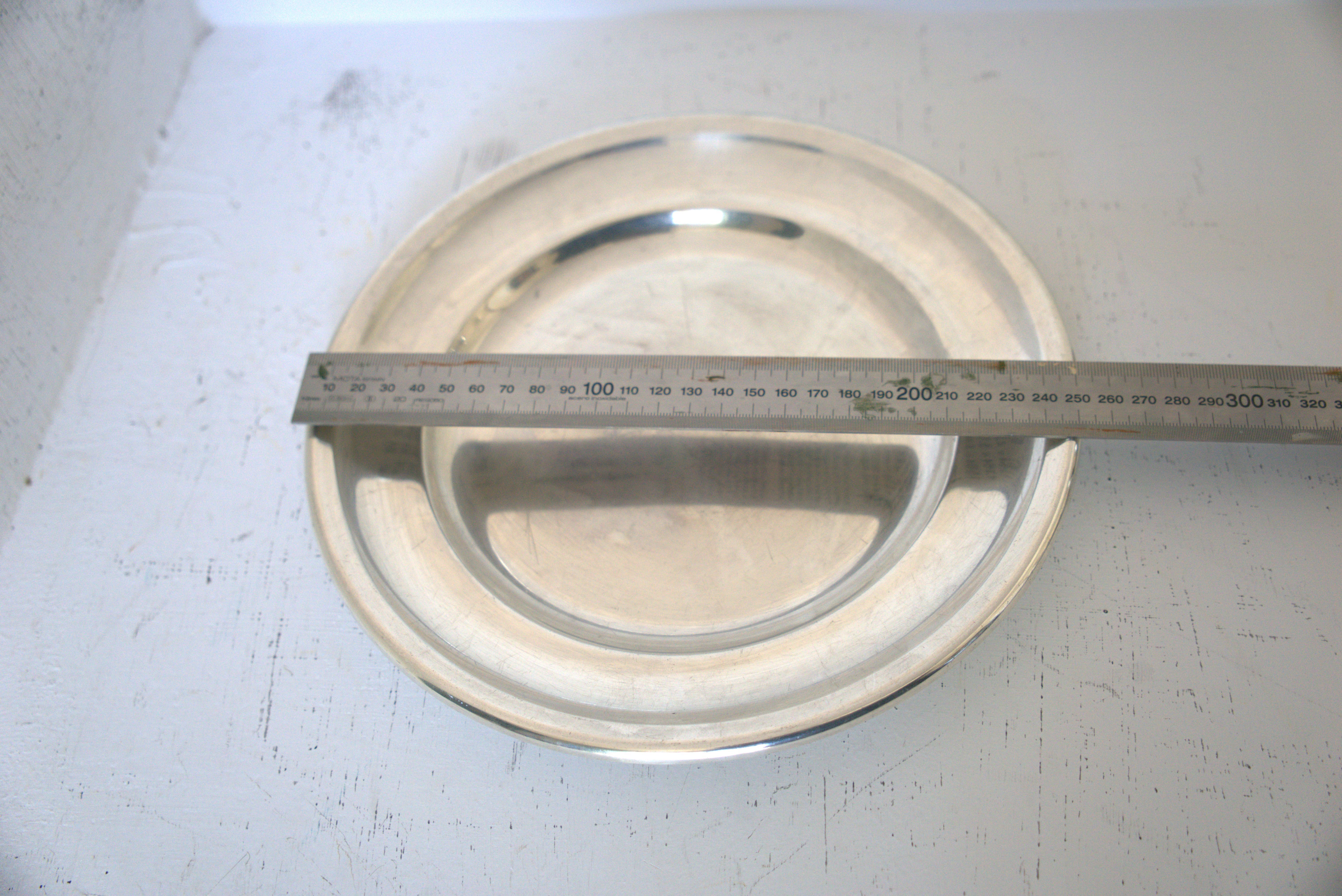 Set of silver-plated serving dishes