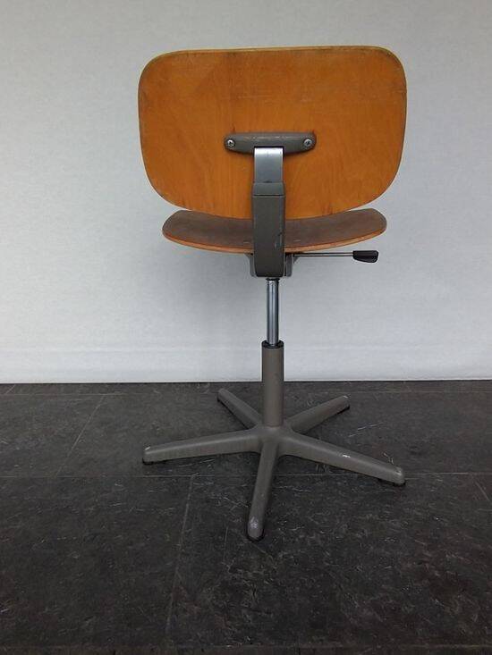 Chaise d'architecte des années 1950