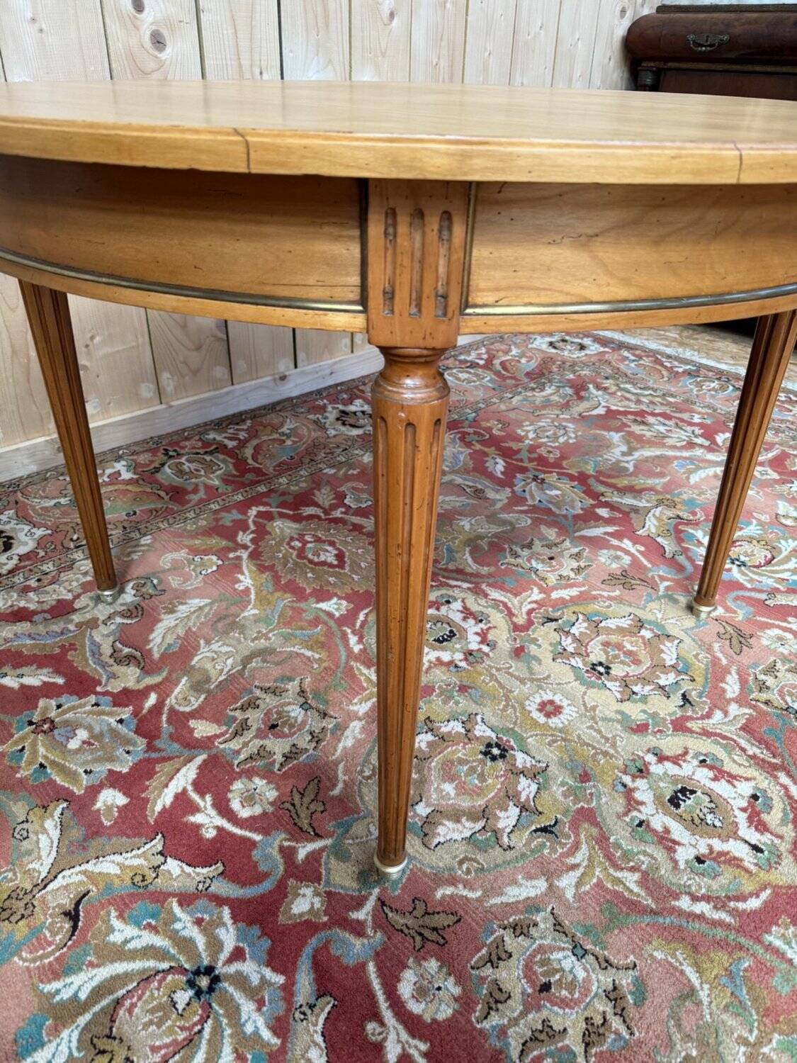 Extendable round table Louis XVI style solid cherry wood brass feet