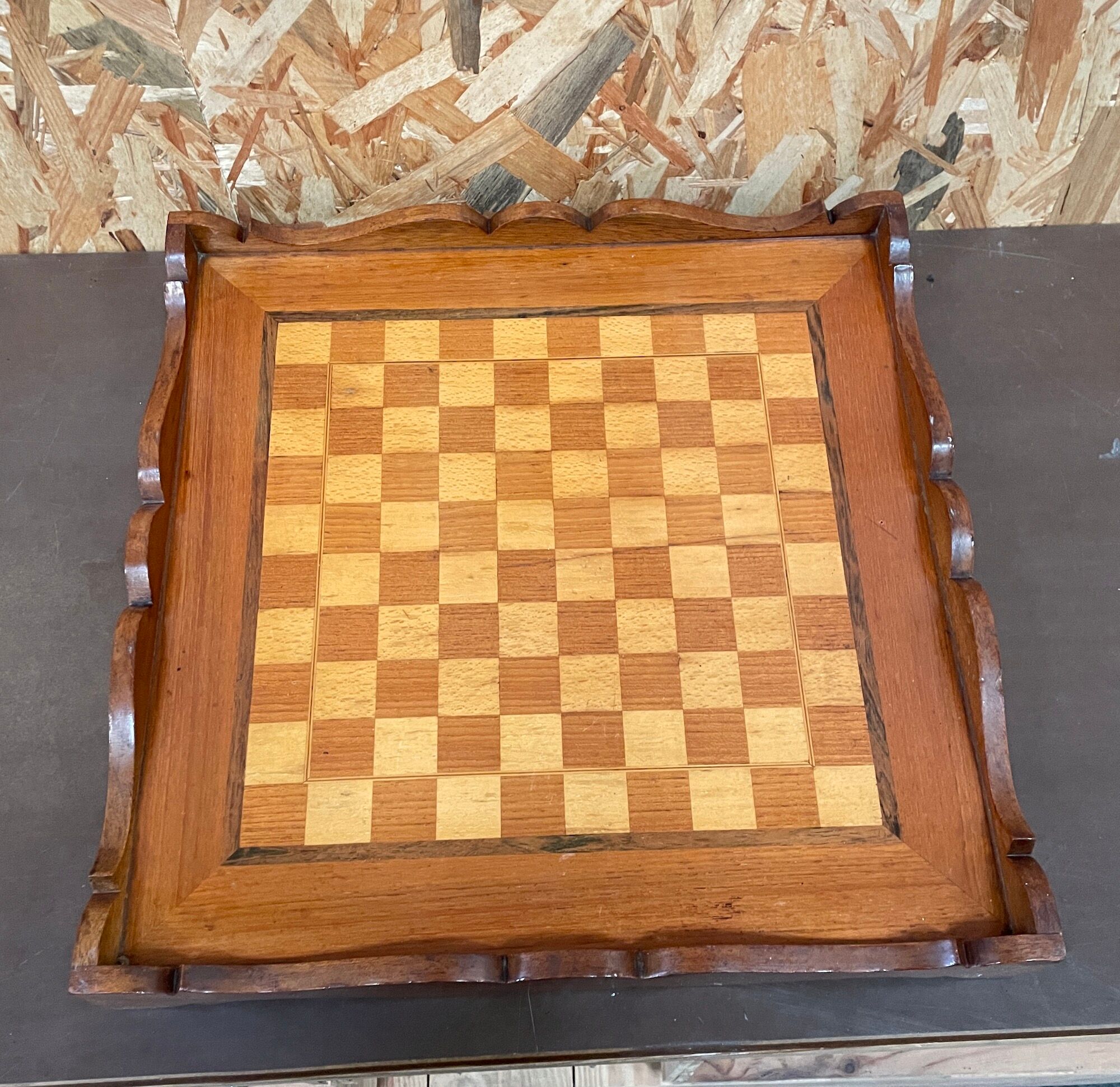 Échiquier en marqueterie
