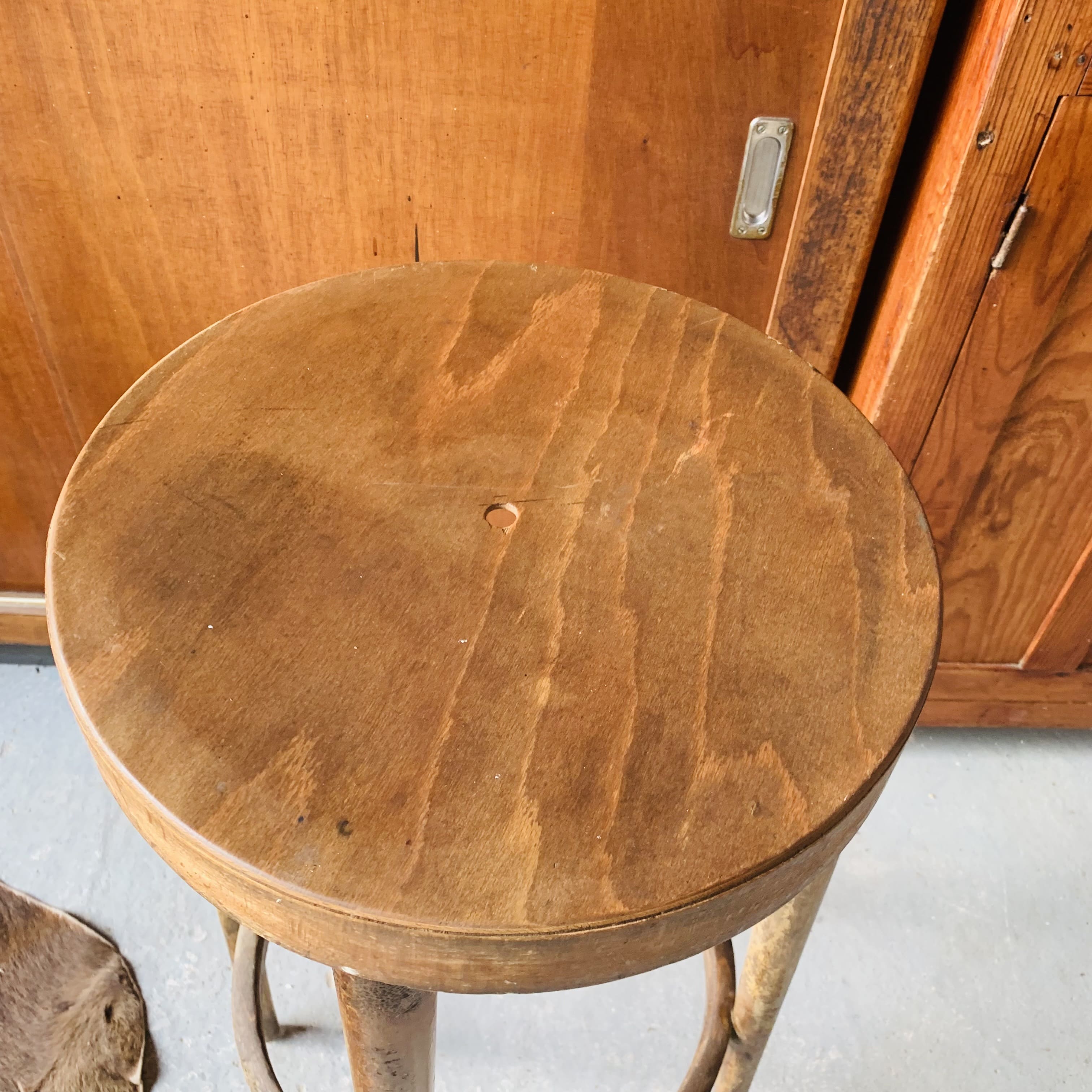 Curved high stool
