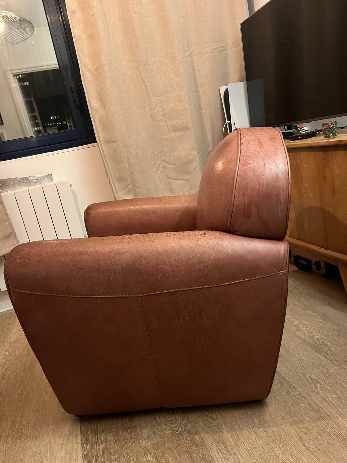 Leather club chair