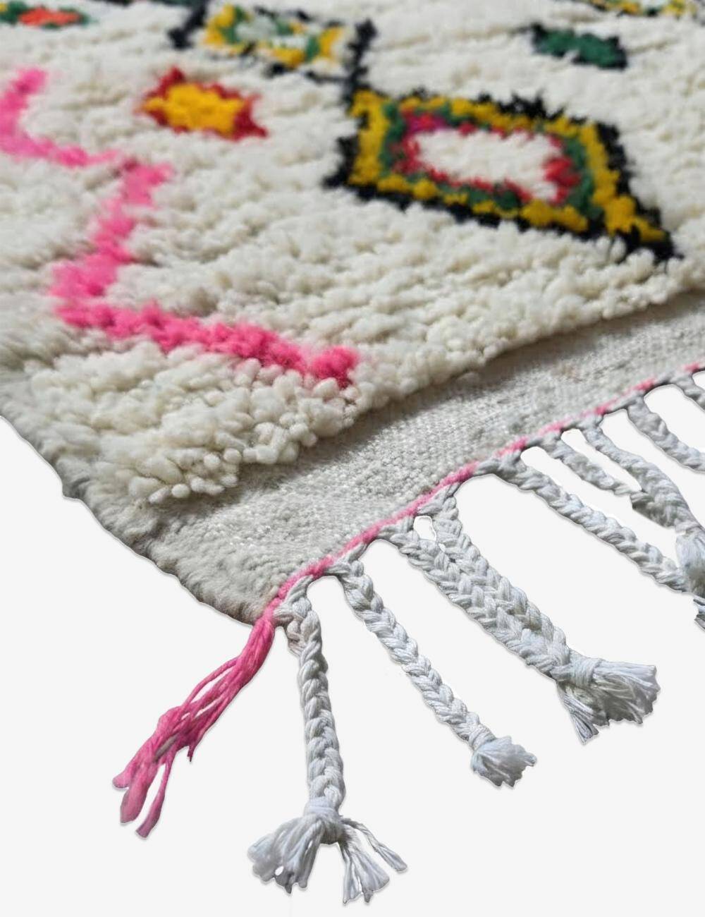 Azilal Berber Pattern Rug - 270 x 187 cm