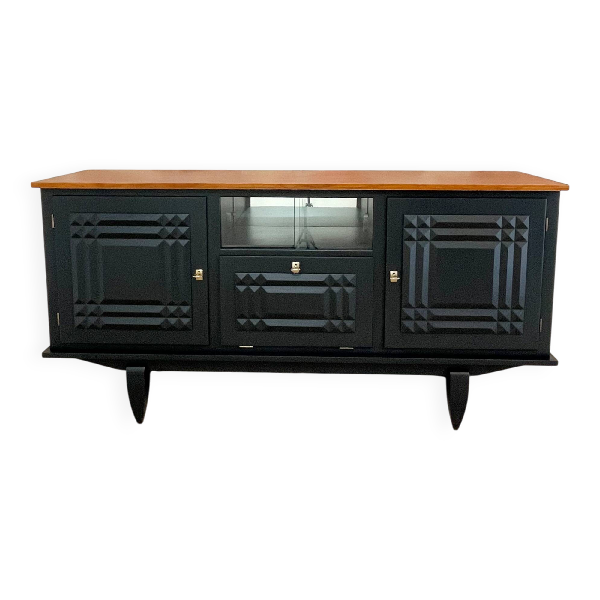 Revisited Vintage Enfilade