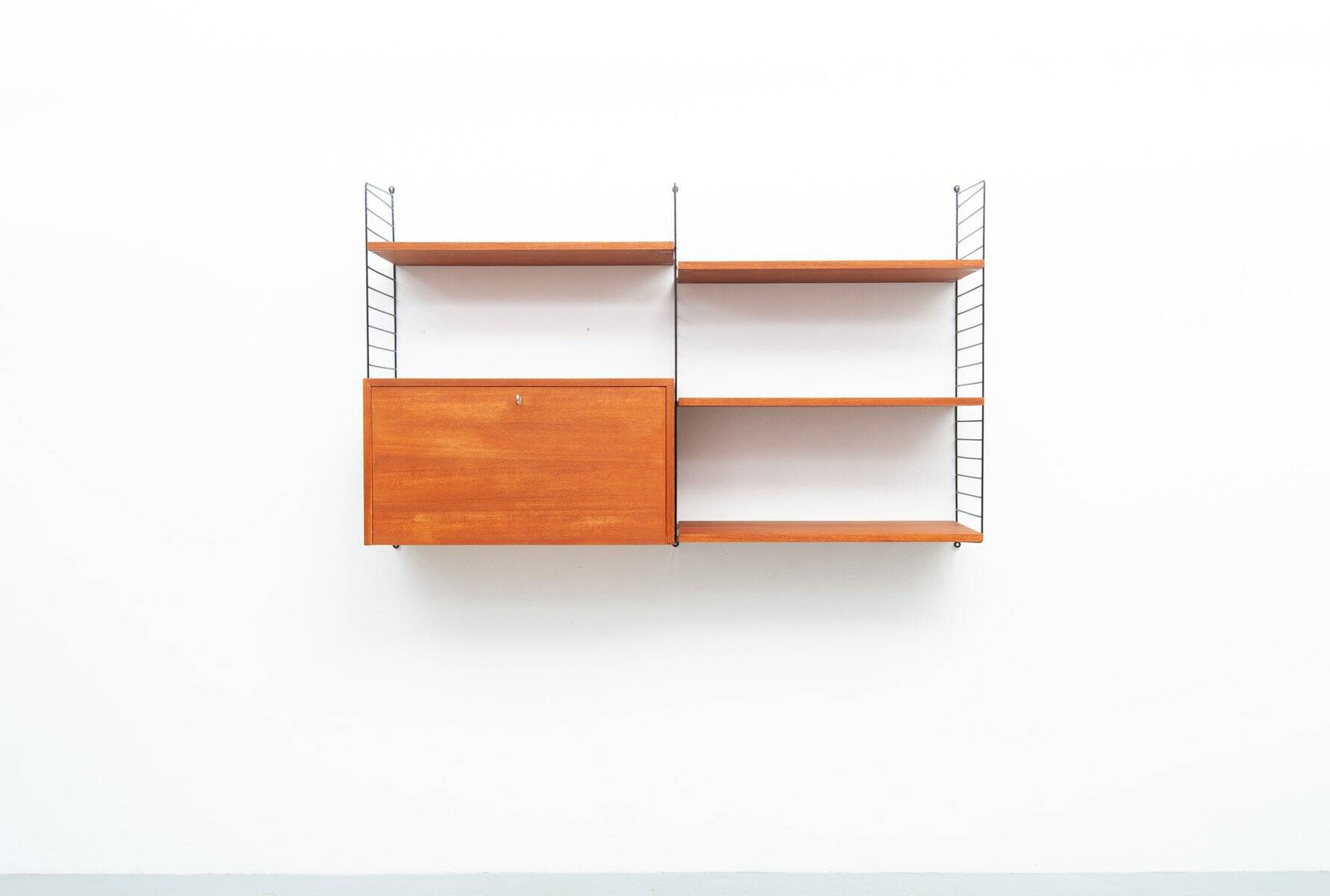 String teak wall shelf by Kajsa & Nisse Strinning, 1950s