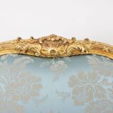 Salon de style Louis XV à chassis en bois doré. Circa 1880.