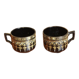 Set of 2 cups