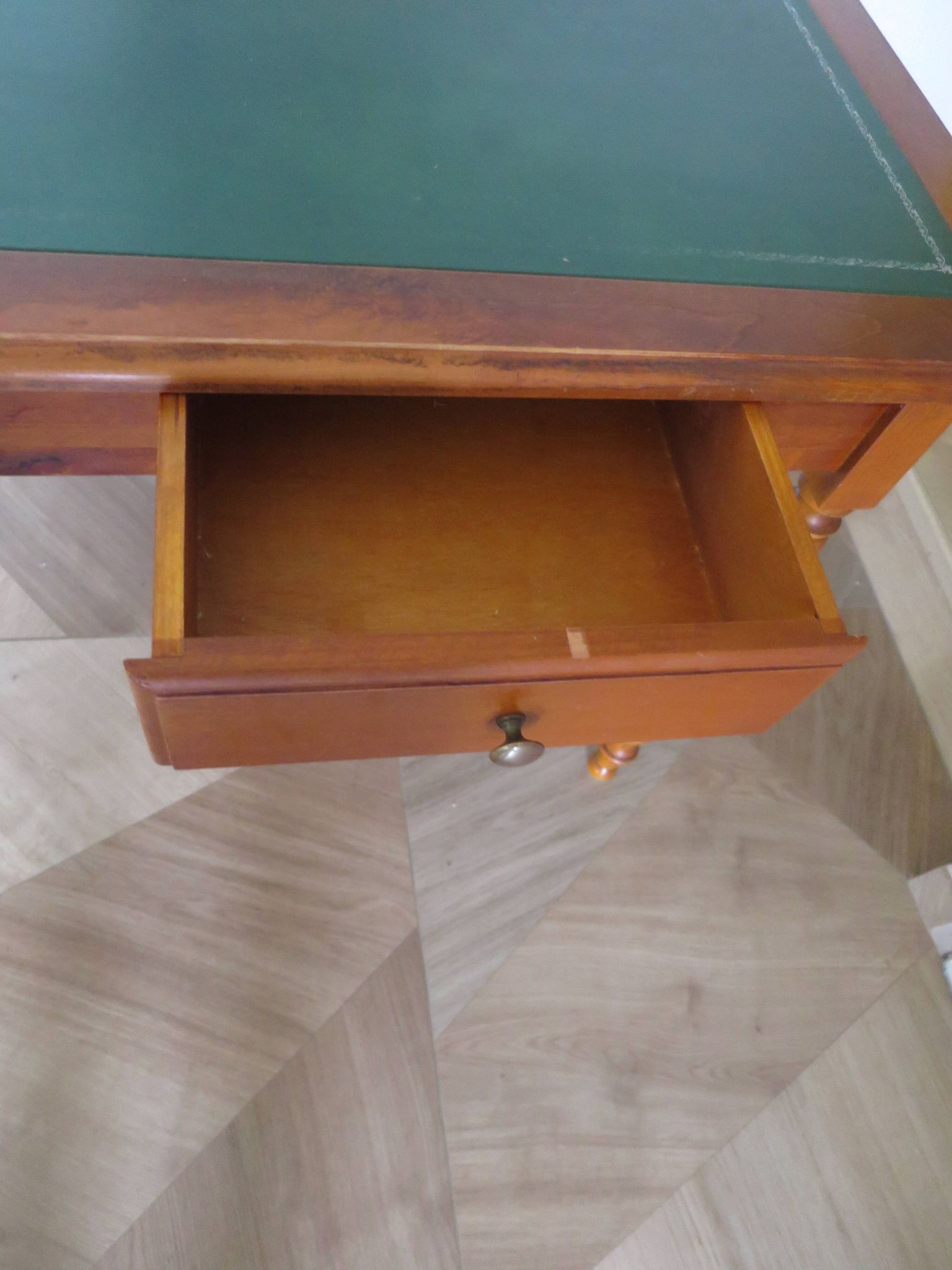 Minister's desk style L. Philippe – 2 drawers – cherry wood – faux leather desk mat