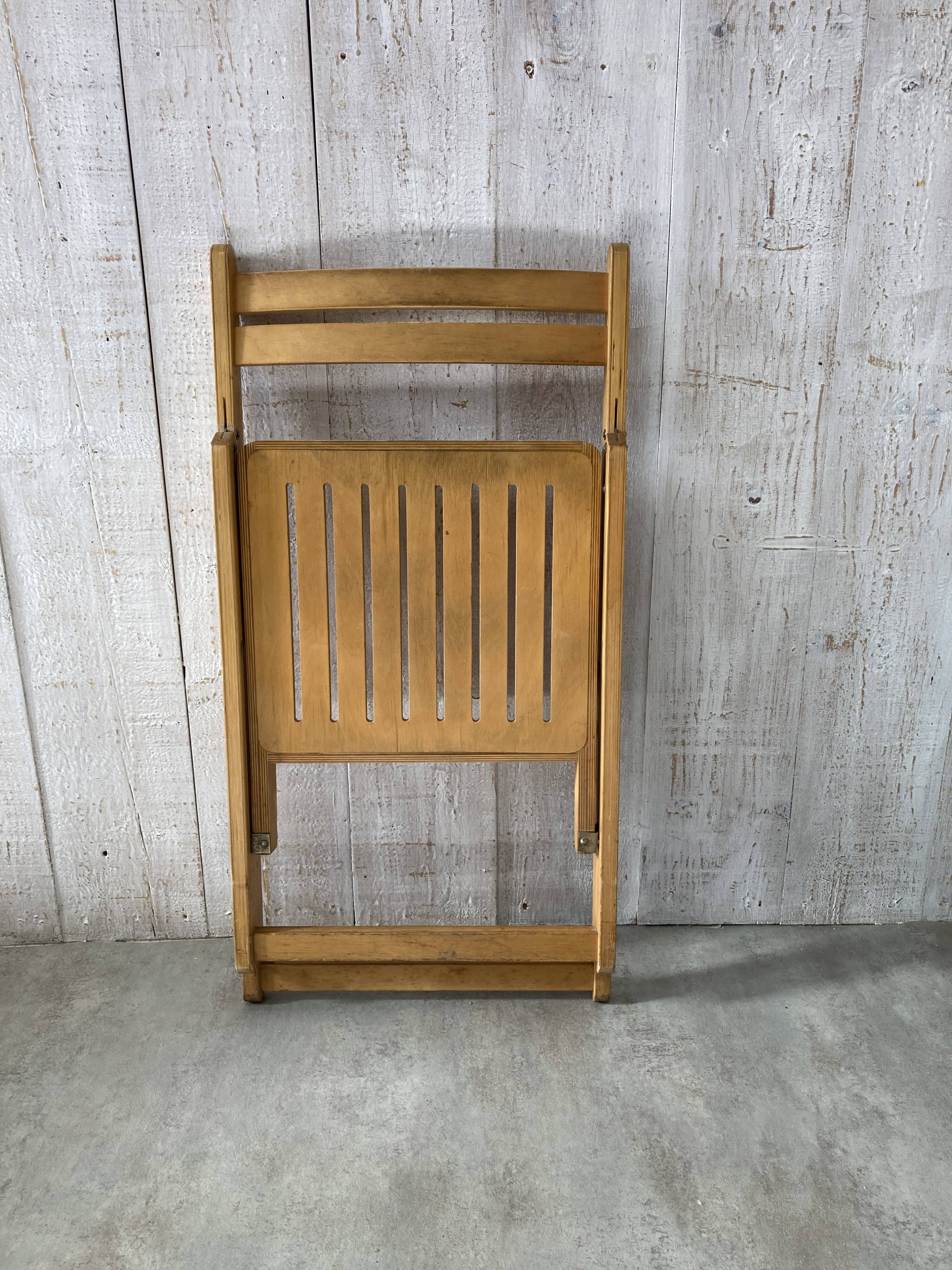 Vintage folding chair