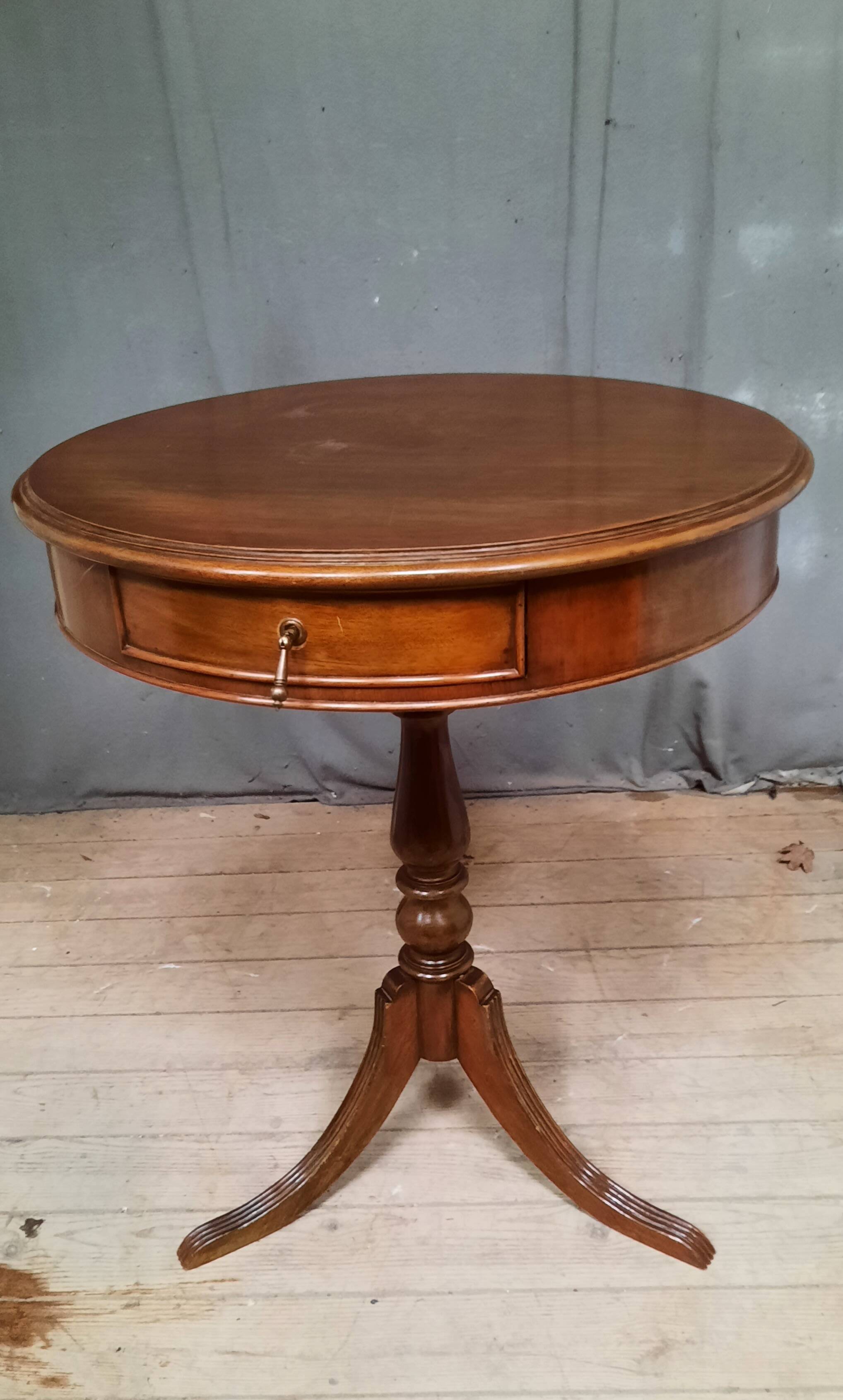 English pedestal table