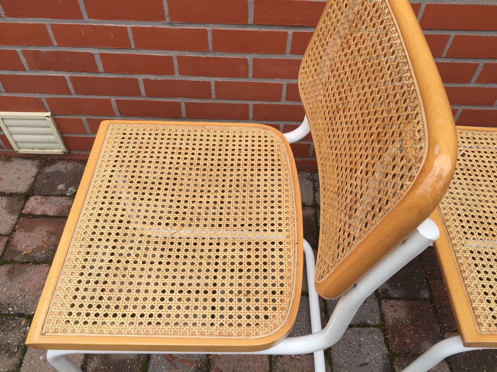 4 Wicker chairs