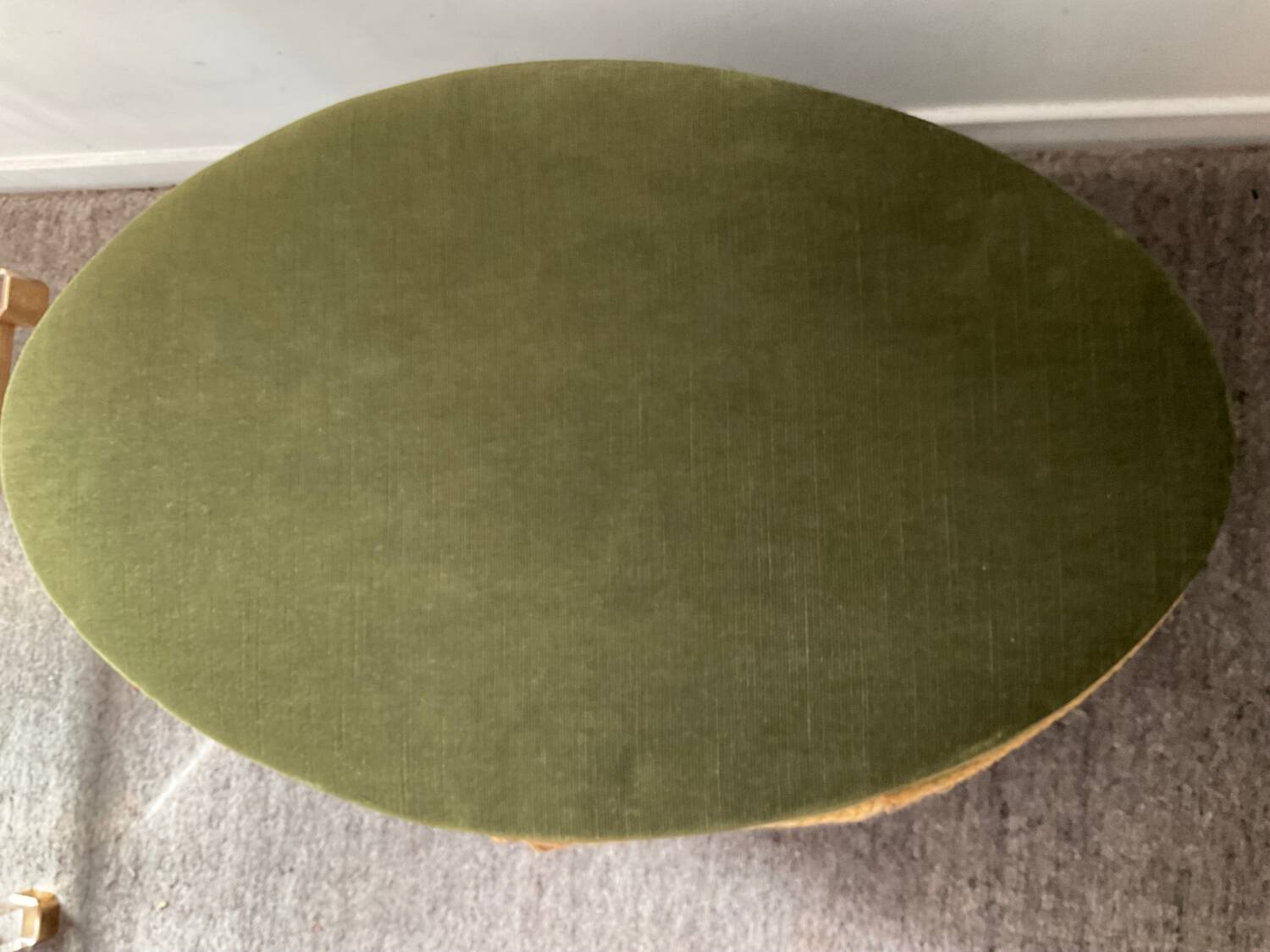 Green velvet chest pouf from the 70s