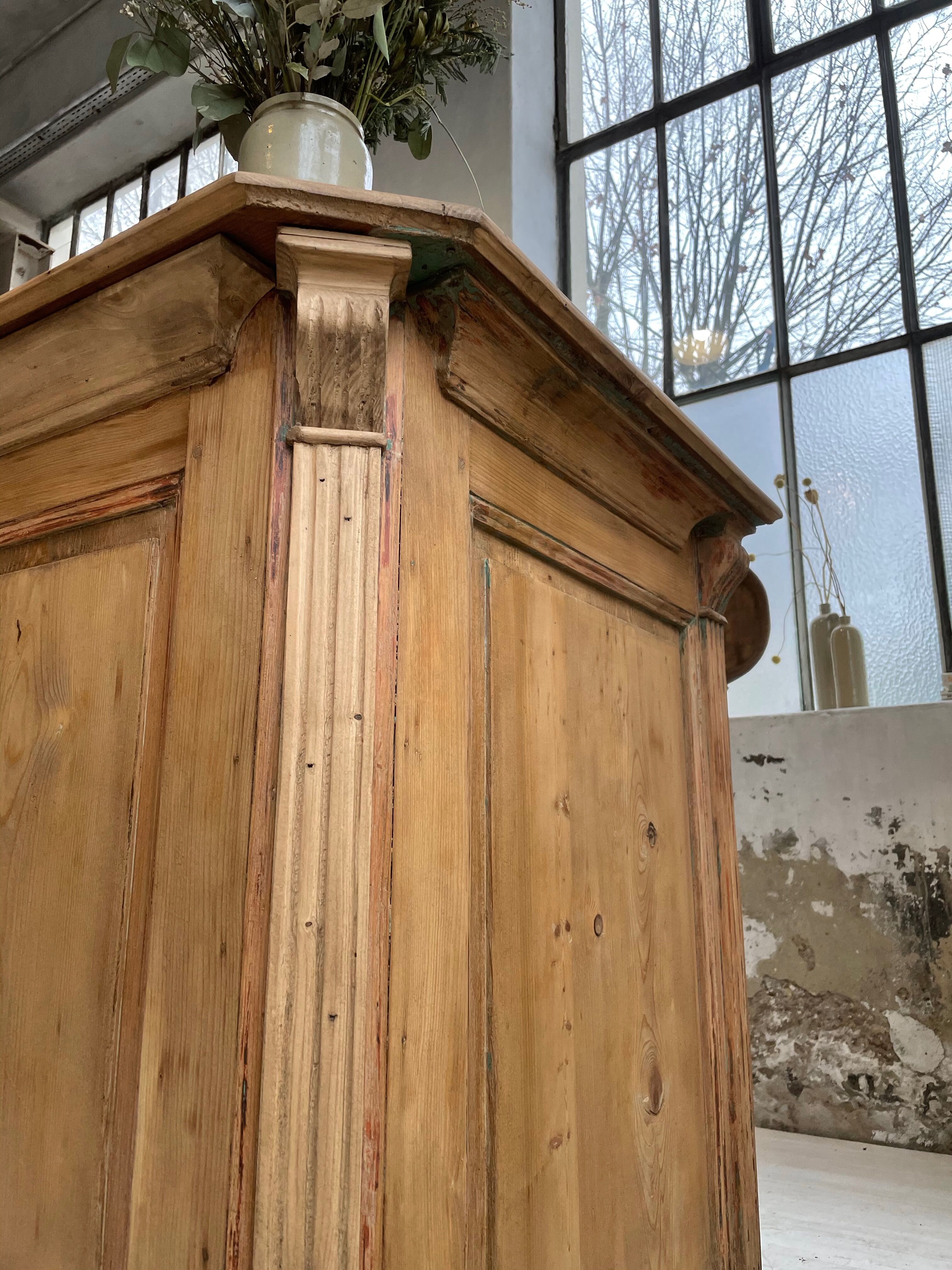 Old XXL drawer counter