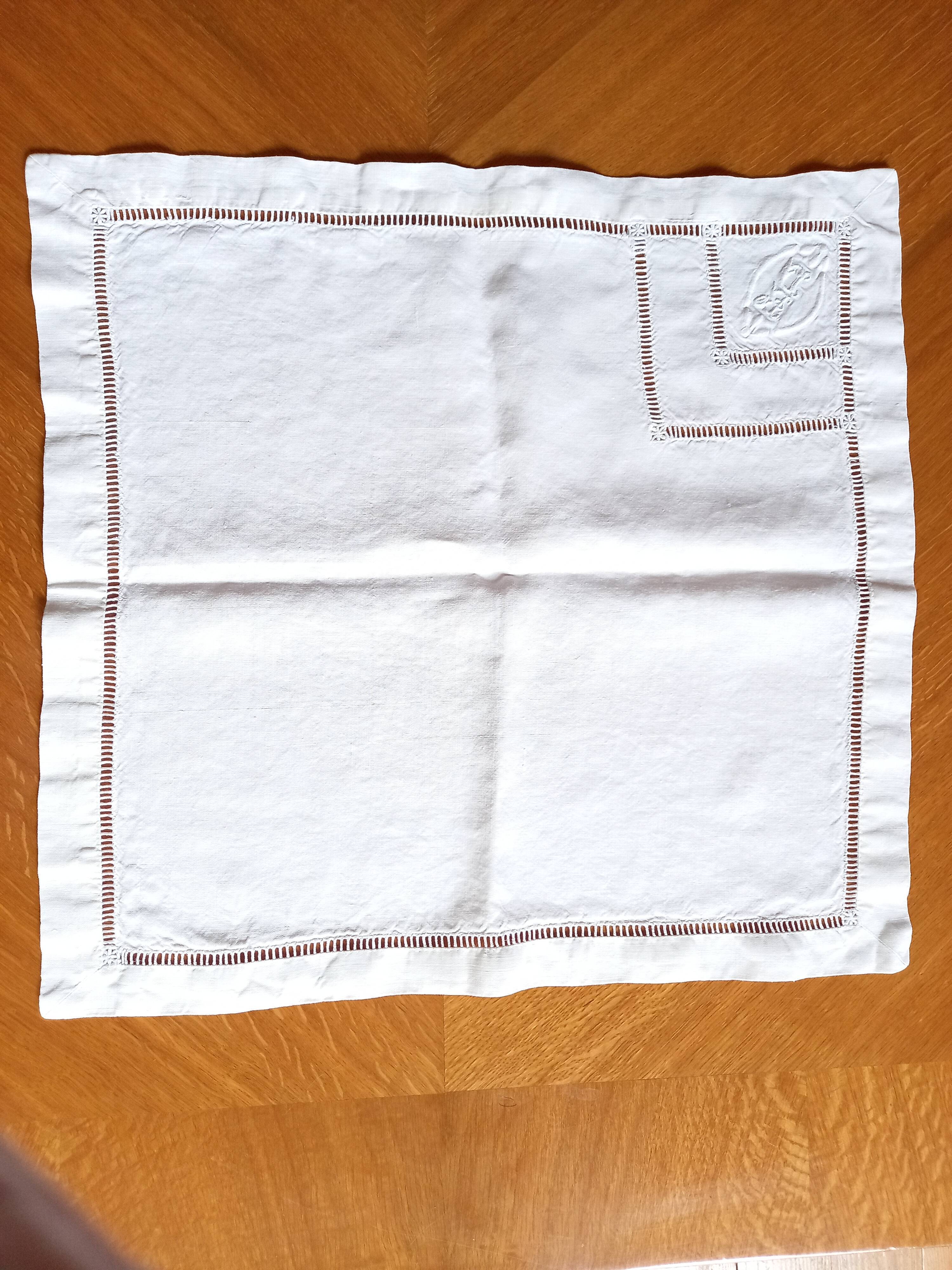 DR monogrammed embroidered napkin