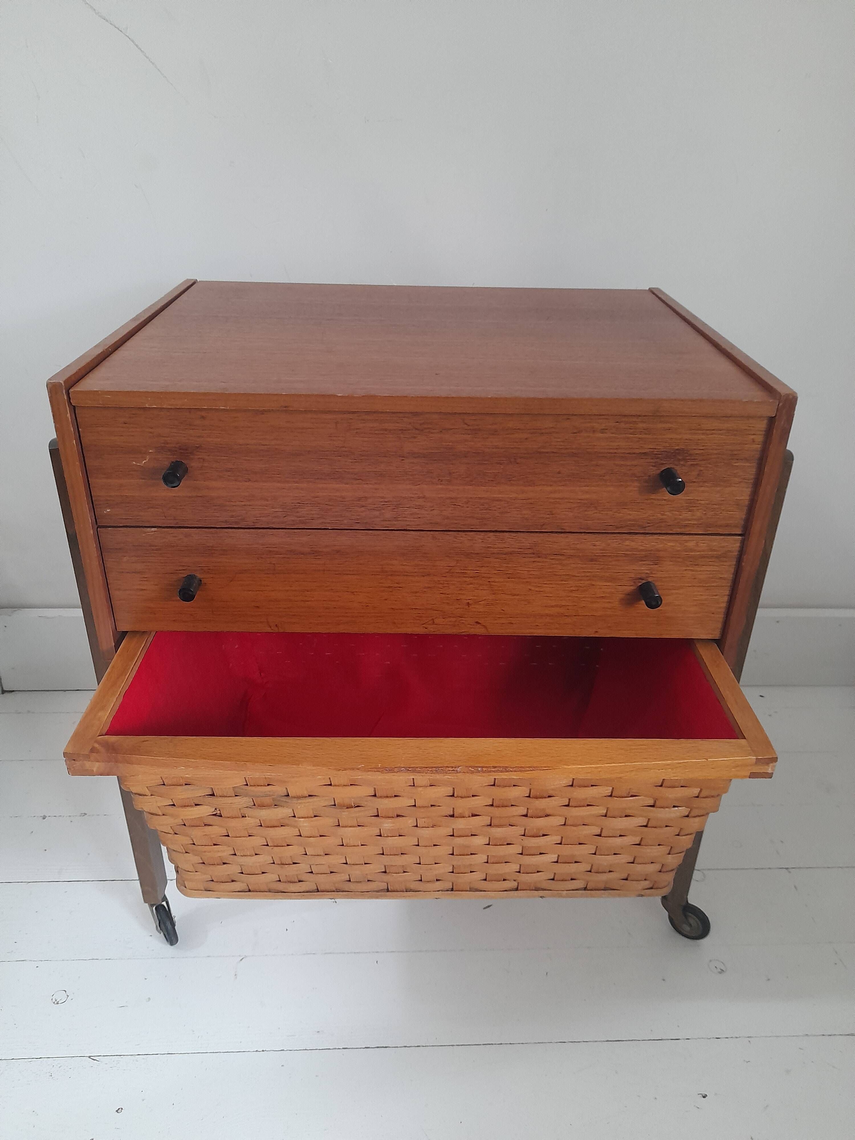 Meuble de couture scandinave teck années 60