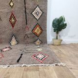 Azilal Berber rug in handmade wool 306 X 190 CM