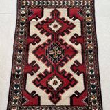 Small wool Hamadan rug